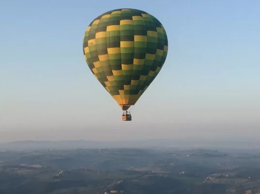 Mongolfiera sul Chianti 1 ritagliata 1 7kdleg7rf78sa46ohq7qcweyp4q7a2ryia25ers20gi