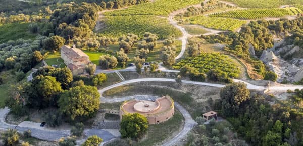 biodinamic luxury organiz winery in tuscany