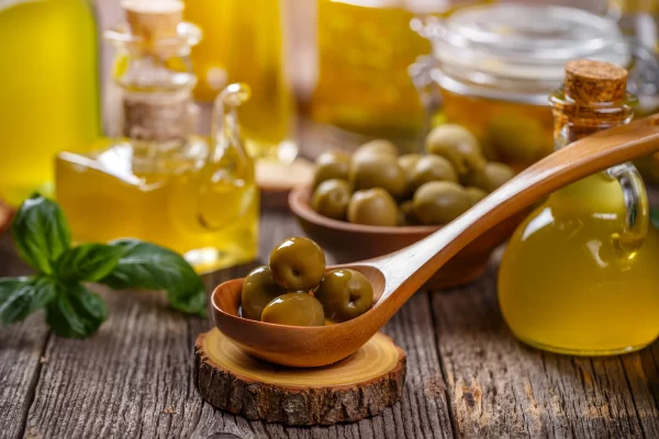 green olives and olive oil 2021 08 26 17 52 37 utc